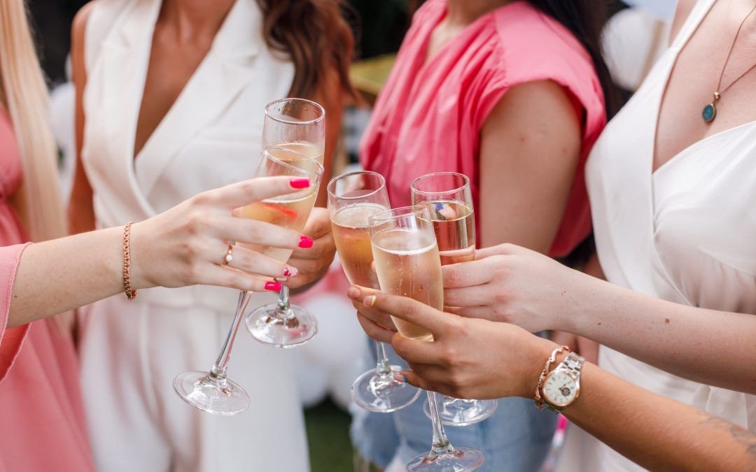 Alquilar o comprar: Guía definitiva para elegir tus productos para eventos.